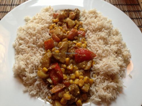 Samara vegetable curry with rice at Samsara in Cluj-napoca