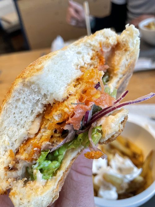 Vegan Chikn Burger  at Bergrast in Finkenberg