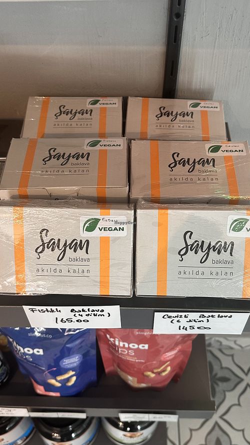   at Veganistasyon in Istanbul