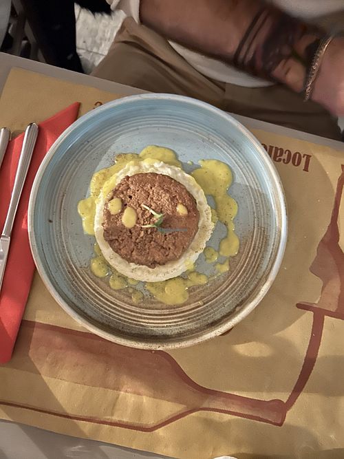 Vegan burger with truffle  at Osteria dal Penna in Desenzano Del Garda