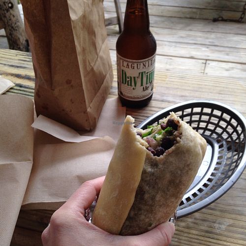 island lunch at Poppo's Taqueria in Anna Maria