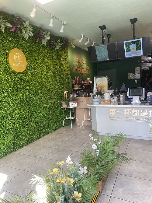 Interior w/Ordering Station and Digital Menus  at Tea O'clock in San Leandro