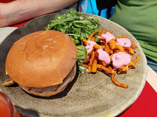 Main / Tex gourmet vurger with sweet potato fries at Secrets Chueca in Madrid