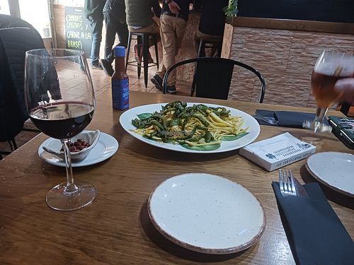 Patatas fritas con pimientos 💚 at EL CAÑIZO de Carmen in Albacete