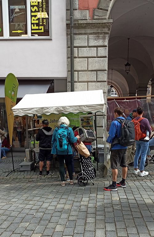 Stand von Soma Tofu auf dem Wochenmarkt at SomaTofu in Ravensburg