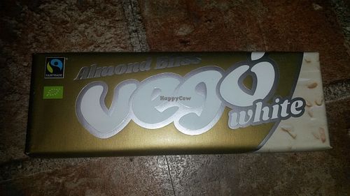 White chocolate vego bar at Holland & Barrett in Hexham