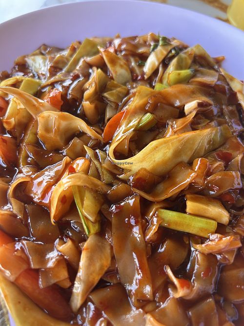 Vegan kway teow- wasn’t on the menu but they are very happy to make vegan versions of anything on the menu or local Malaysian faves  at Mama Chop Floating Resturant in Pahang