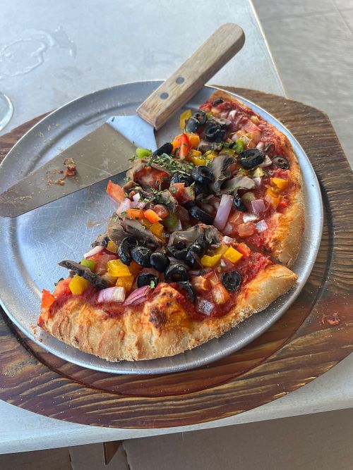 Veggie pizza, no cheese  at Mama Mia in Vieques