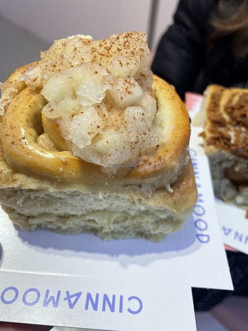 Apple  at Cinnamood in Leipzig