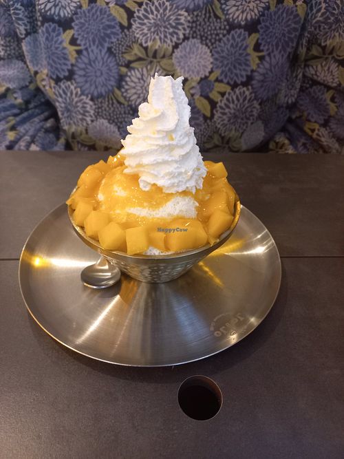 Dessert vege at Jojo Grill in Lille