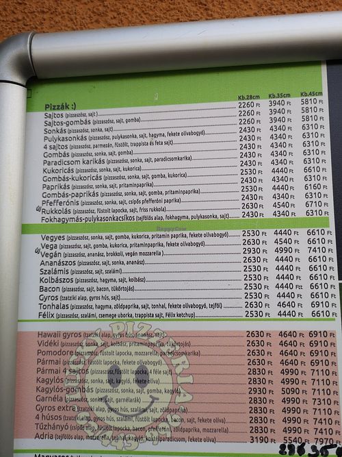Vegan and vegetarian options at Lucky Pizzéria in Szeged