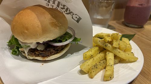 Avocado teriyaki burger with friesd  at Earthful Cafe Tokyo in Tokyo