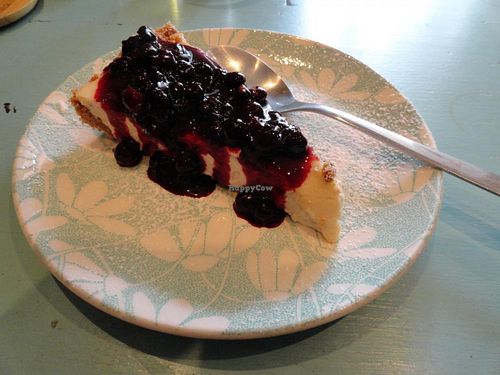 Vegan cheesecake with blackcurrants grout at Greedy Guts in Caen