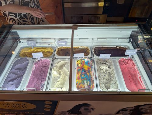Only mango sorbet is vegan at The Lavender Farm in Kangaroo Island