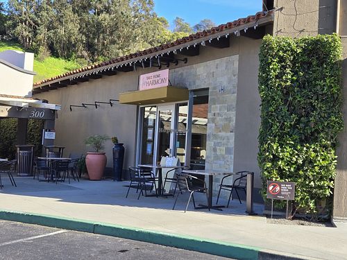 Take Out Entrance at Harmony Restaurant in Mill Valley