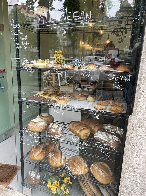 Selection ❤️  at Odete Bakery - Cedofeita in Porto