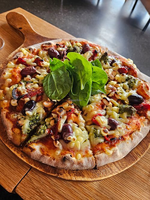 Vegan pizza at Rimu Grove Cellar Door and Wine Bar in Mapua