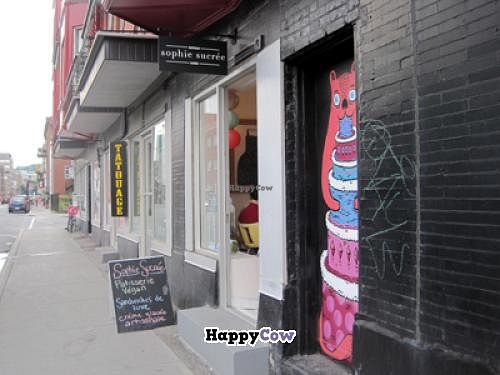 Cute bear at Sophie Sucree in Montreal