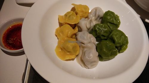 3 colour dumplings at Zǎozǐ Shù - Vegetarian Life Style - Yuanshen in Shanghai