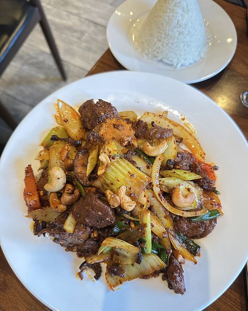 Vegan cashew nut entree with mock duck  at Onedee Thai  in Queens