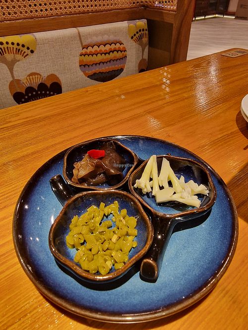 Free appetizer at Huì Yuán Sù Shí Fāng 慧缘素食坊 Lotus Vegan in Shanghai