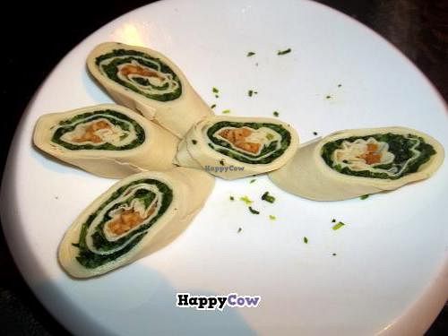 Hui Yuan Vegetarian at Huì Yuán Sù Shí Fāng 慧缘素食坊 Lotus Vegan in Shanghai