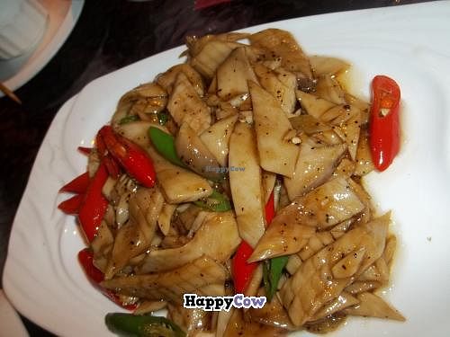 Hui Yuan Vegetarian at Huì Yuán Sù Shí Fāng 慧缘素食坊 Lotus Vegan in Shanghai