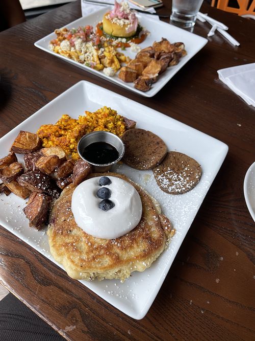 Big Breakfast   at Tree House in St Louis