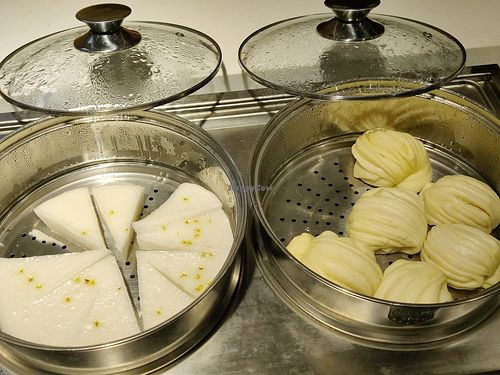  at Emei JinDing Temple 华藏寺养怡山房 in Emeishan