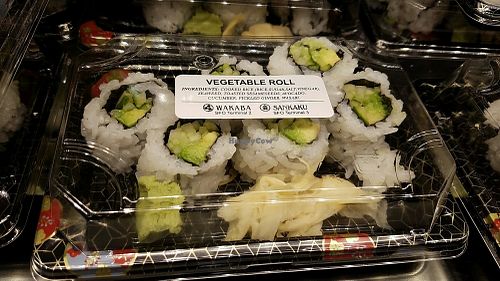 avo roll at SFO - Sankaku Sushi and Noodle - T3 in South San Francisco