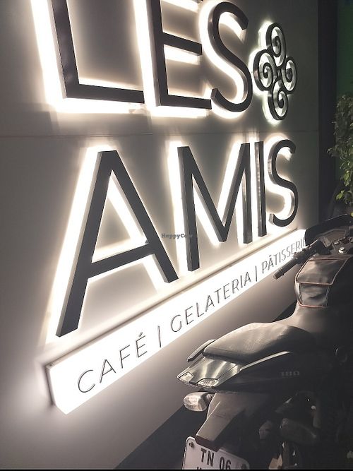  at Les Amis in Chennai