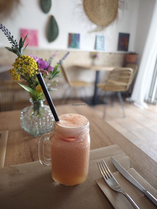 Grapefruit juice at Can Kiwi in Mallorca