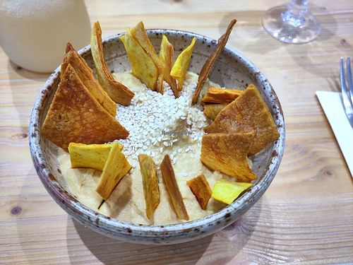 Hummus at Le Canithé in Toulouse