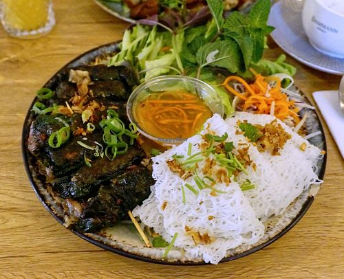 "Beef" skewers at Bếp Việt in Paris