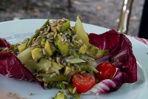 Avocadosalad at Restaurant Café Kostbar in Saarbrucken