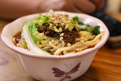 dan dan noodles at Su Shan Mian - 素山面素食 - 文殊院店 in Chengdu