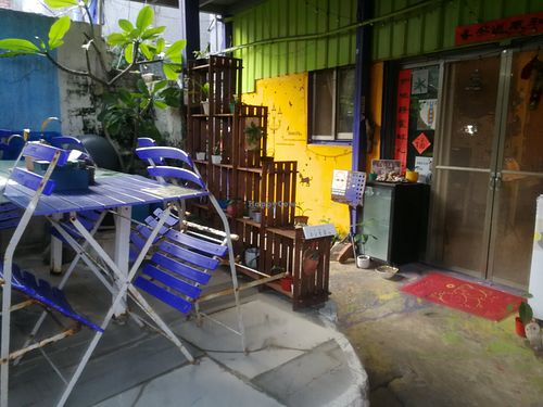 outdoor dining area at Action Vege Cafe & Live Music - 黑炫蔬食音樂咖啡館 in New Taipei City
