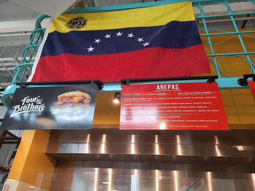 Venezuelan Flag at Four Brothers   in San Antonio