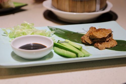 peking duck at One Leaf, One World 一叶一世界 - WenShu 文殊坊 in Chengdu