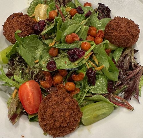 Superfood Salad  at Universal Studios - Confisco Grille in Orlando