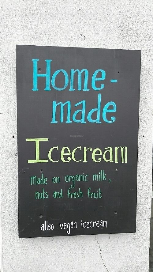 Vegan ice cream options! at Isobar in Copenhagen