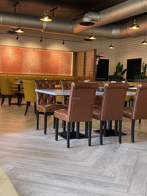 Inside  at Honest in Chandler