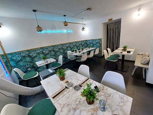 Interior at The Vegan Roll in Madrid