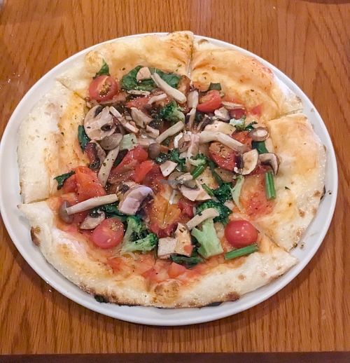 🍕Pizza Marinara with Vegetables  at Azzurra di Capri - Universal Studio Complex in Osaka