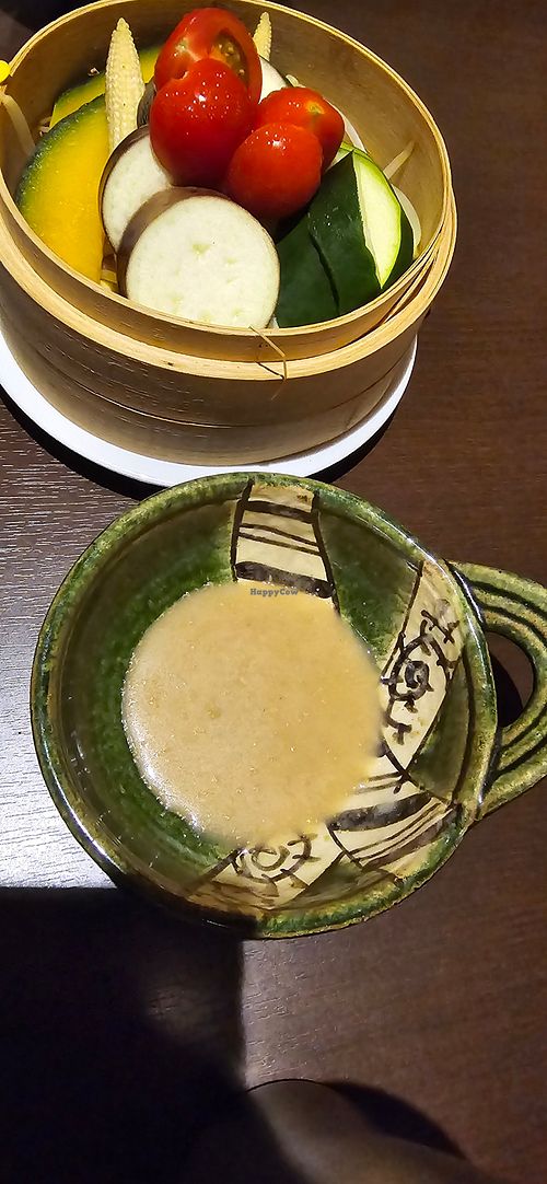 Steamed vegetables with sesame sauce at Sojuan in Nagoya