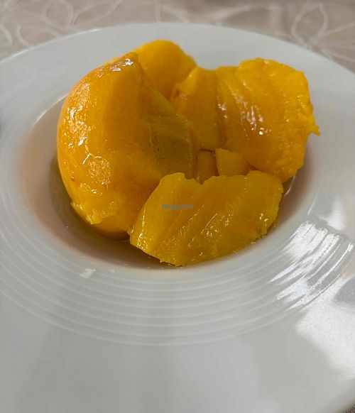 Peach in syrup (already started eating it) at Terete in Haro