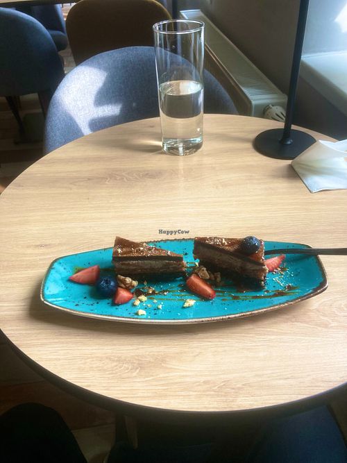 Apple and walnut stack at Shiyu in Vienna