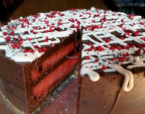 Raw vegan cake at YoGastro - Atma Center in Budapest