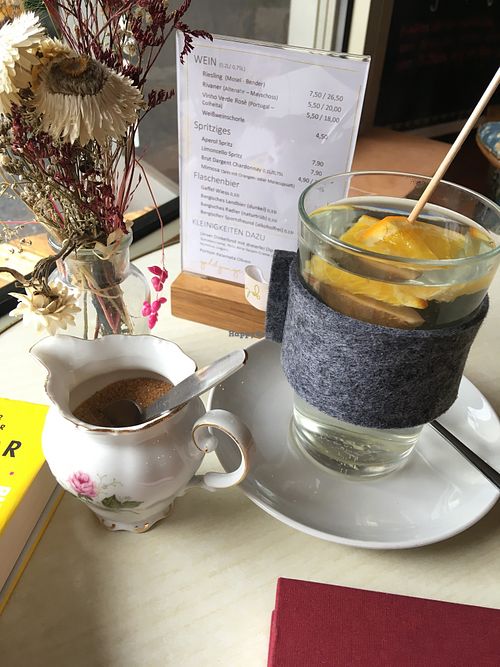 Tee mit Ingwer, Zitrone und Orange  at Goldjunge - Sülz in Cologne