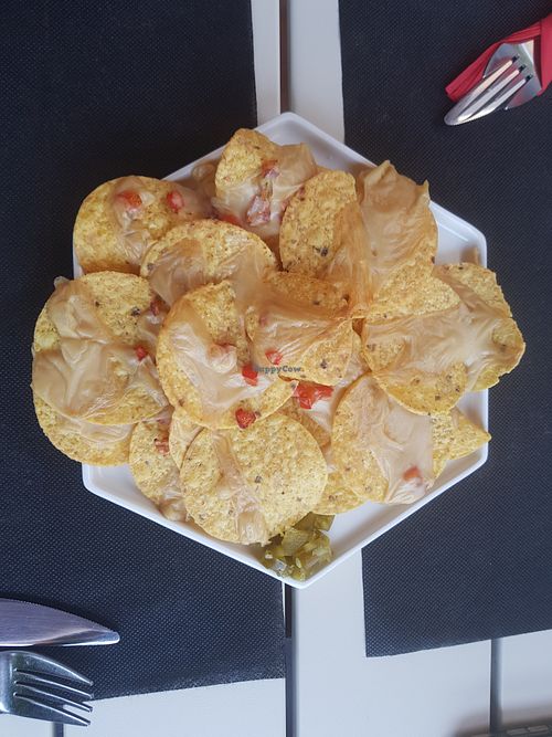 Nachos con queso at The Wala Room in Torremolinos